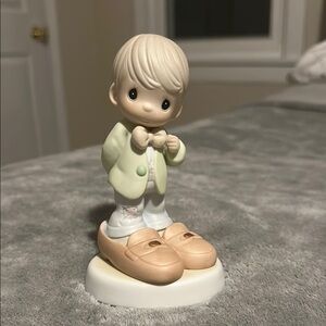 Cream and White Slippers Comfortable Shoes